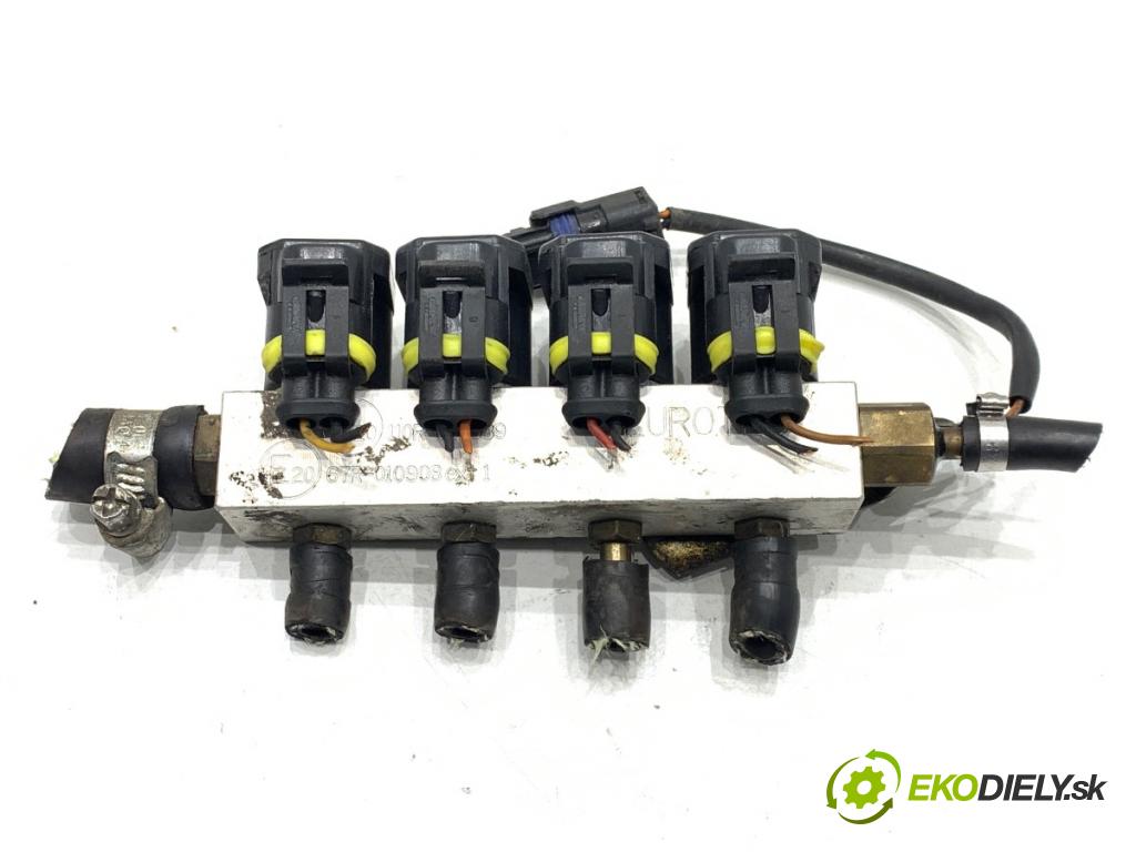 FIAT GRANDE PUNTO liftback 2006 57 kW 1.4 (199AXB11, 199AXB1A, 199BXB1A, 199AXL1A) 1368 vstrekovač LPG 67R-010908