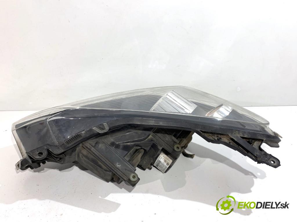 OPEL ASTRA H Kombi 2004 74 kW 1.7 CDTI (L35) 1686 Svetlomet pravy predný