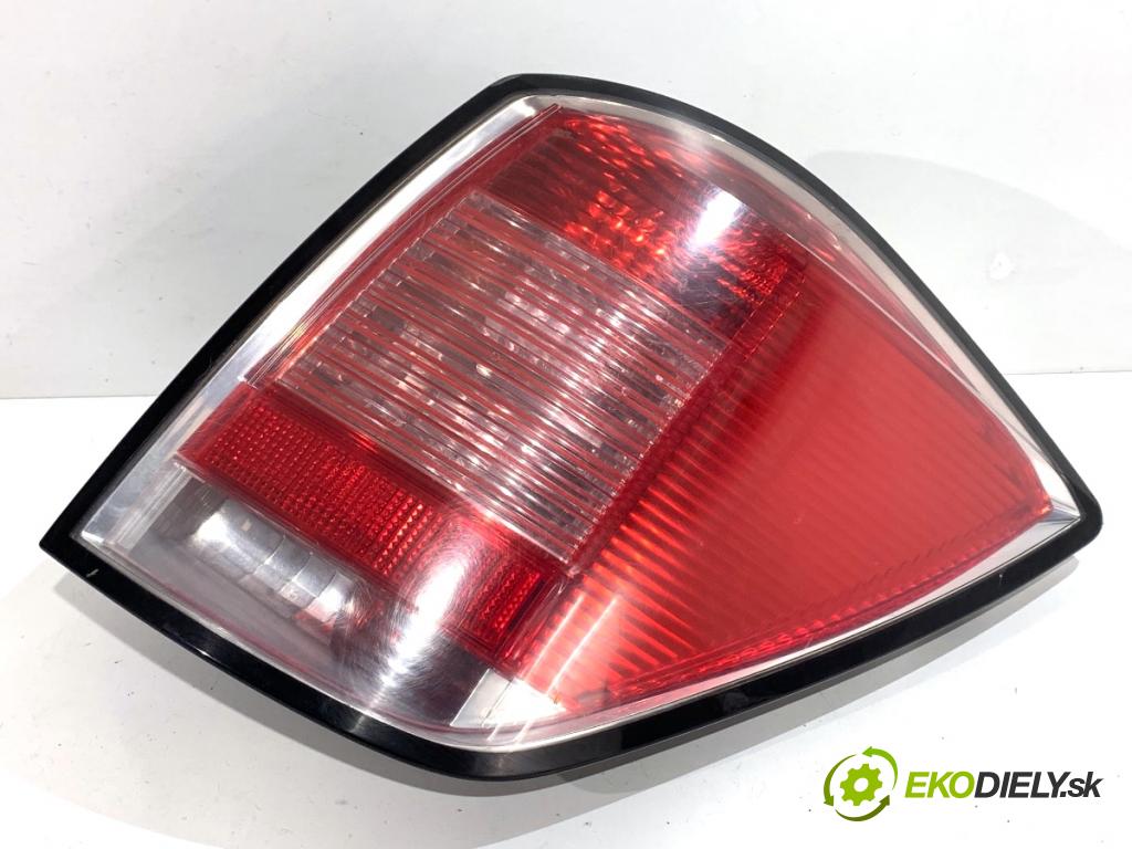 OPEL ASTRA H Kombi 2004 74 kW 1.7 CDTI (L35) 1686 Svetlo pravy zad 24451840