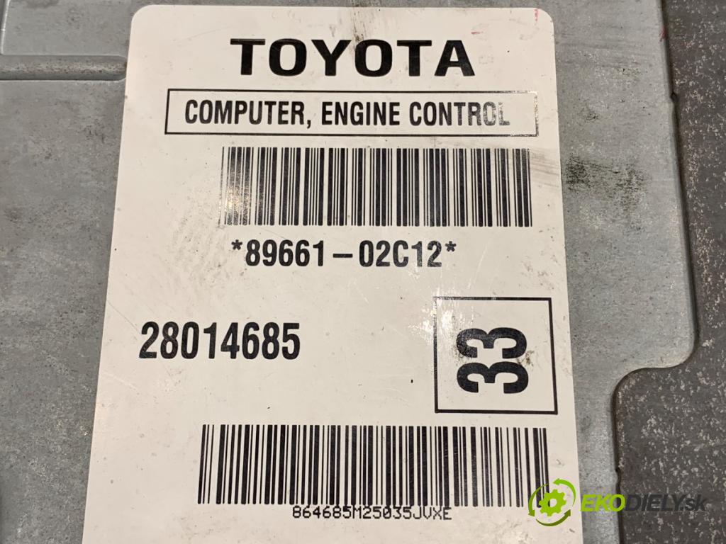 TOYOTA COROLLA E12 liftback 2005 141 kW 1.8 VVTL-i TS (ZZE123) 1796 riadiaca jednotka Motor 89661-02C12 (Riadiaca jednotka)
