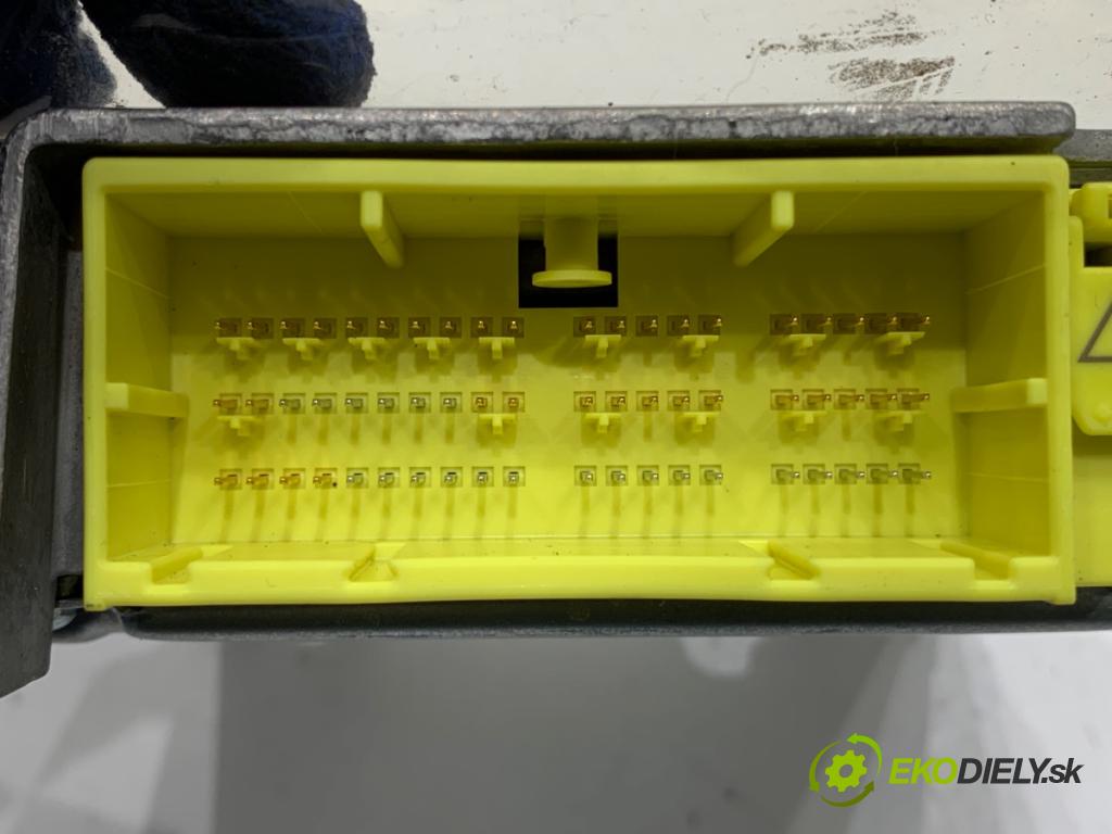 TOYOTA COROLLA E12 liftback 2005 141 kW 1.8 VVTL-i TS (ZZE123) 1796 senzor airbag 89170-02410 (Snímač)