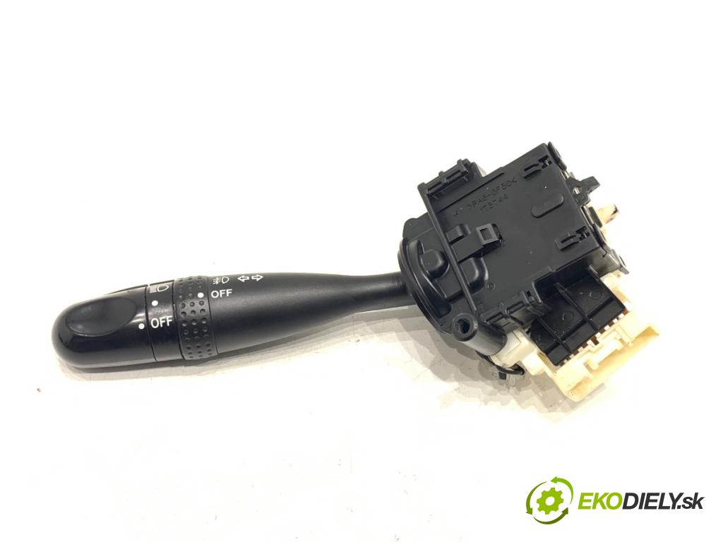 TOYOTA COROLLA E12 liftback 2005 141 kW 1.8 VVTL-i TS (ZZE123) 1796 Prepínač smeroviek  (Prepínacie páčky pod volantom)