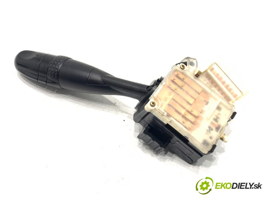 TOYOTA COROLLA E12 liftback 2005 141 kW 1.8 VVTL-i TS (ZZE123) 1796 Prepínač smeroviek  (Prepínacie páčky pod volantom)