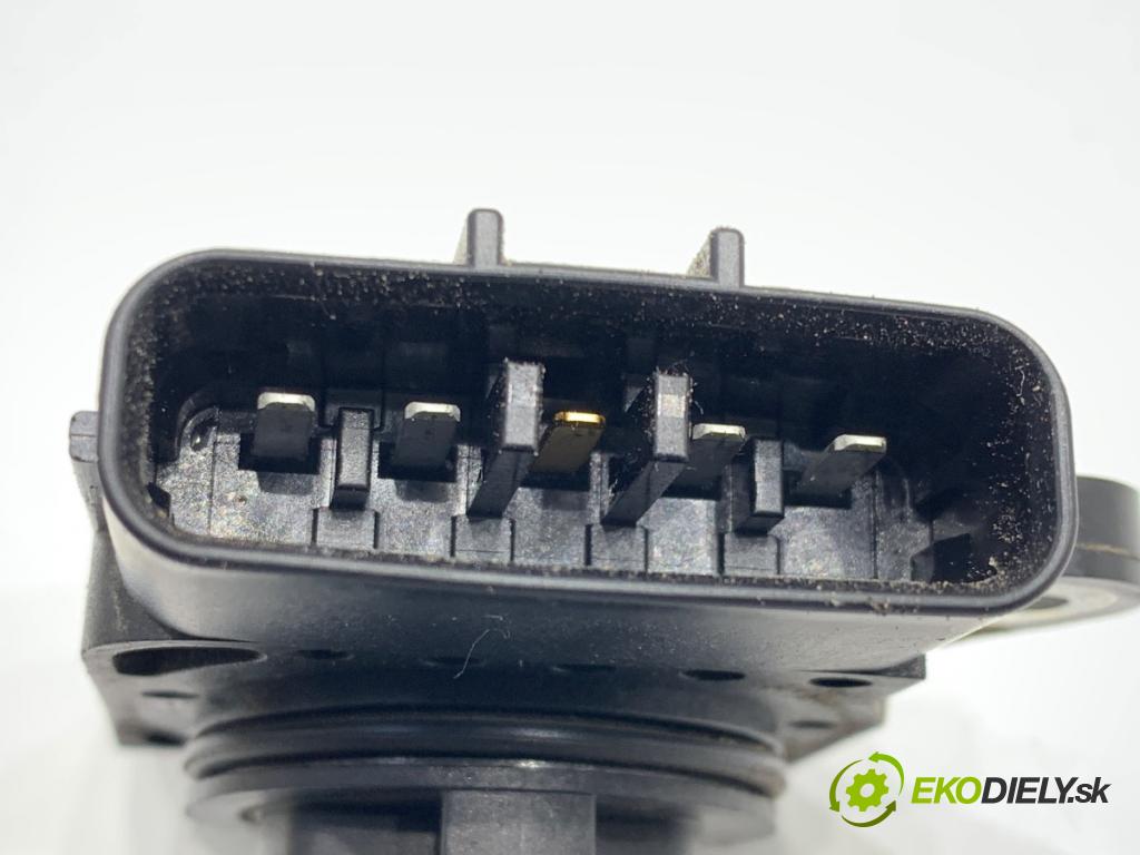 TOYOTA COROLLA E12 liftback 2005 141 kW 1.8 VVTL-i TS (ZZE123) 1796 Váha vzduchu 22204-0D030 (Váha vzduchu)