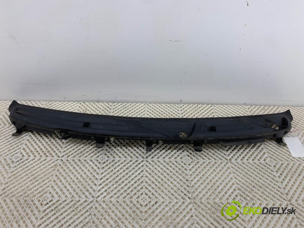 FIAT PANDA II liftback 2005 44 kW 1.2 (169.AXB11, 169.AXB1A) 1242 Torpédo, plast pod čelné okno  (Torpédo (plast pod čelným sklom))