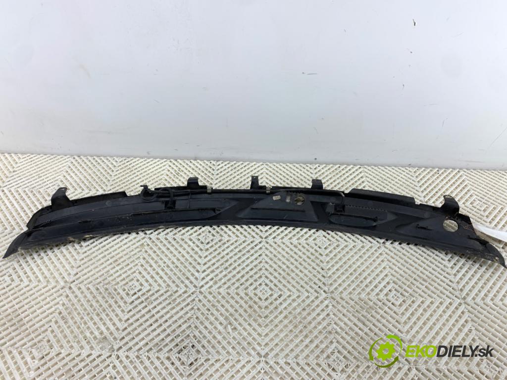 FIAT PANDA II liftback 2005 44 kW 1.2 (169.AXB11, 169.AXB1A) 1242 Torpédo, plast pod čelné okno  (Torpédo (plast pod čelným sklom))