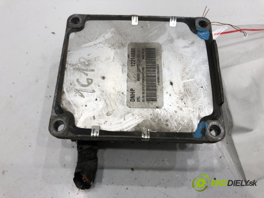 OPEL ZAFIRA A nadwozie wielkoprzestrzenne (MPV) 2003 74 kW 1.6 16V (F75) 1598 riadiaca jednotka Motor 12214880 (Riadiaca jednotka)