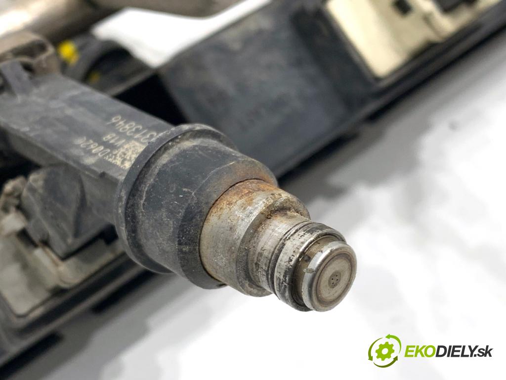 OPEL ZAFIRA A nadwozie wielkoprzestrzenne (MPV) 2003 74 kW 1.6 16V (F75) 1598 Lišta vstrekovacia 25313846 (Vstrekovacia lišta)