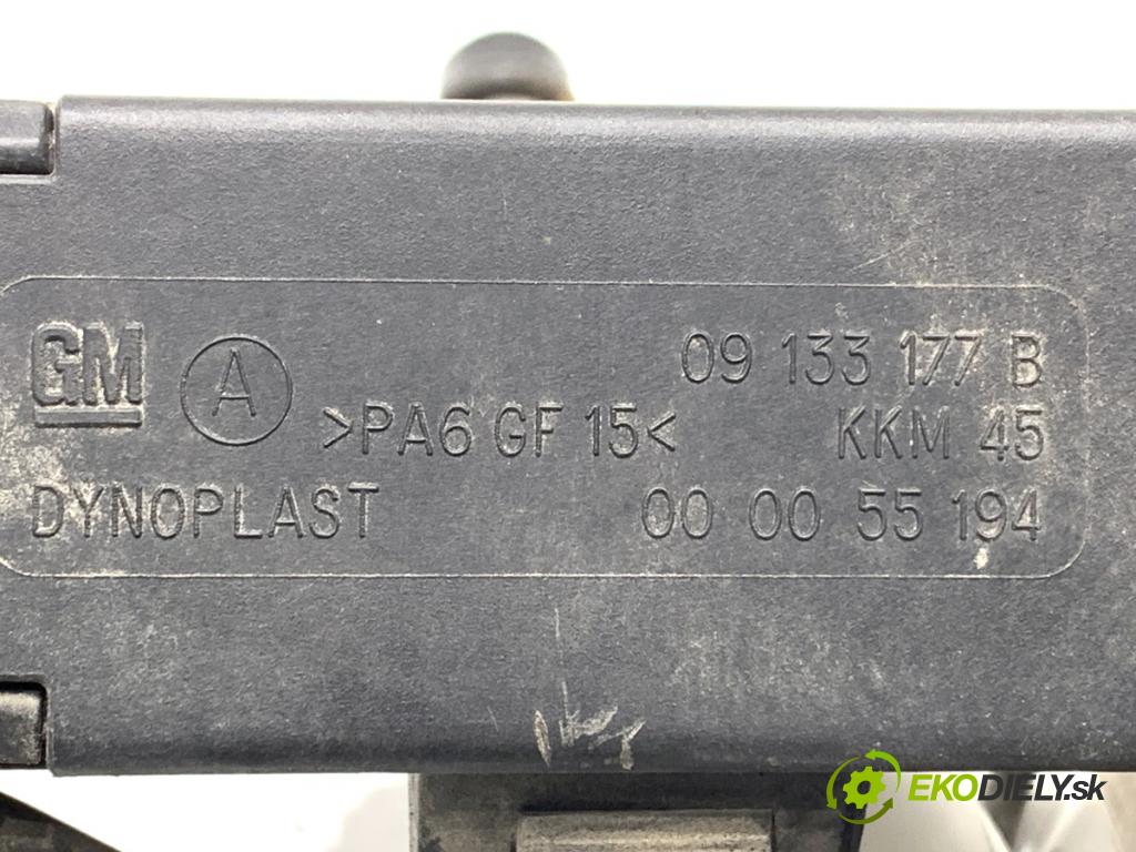 OPEL ZAFIRA A nadwozie wielkoprzestrzenne (MPV) 2003 74 kW 1.6 16V (F75) 1598 Lišta vstrekovacia 25313846 (Vstrekovacia lišta)