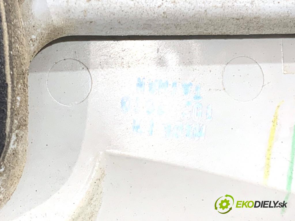OPEL ZAFIRA A nadwozie wielkoprzestrzenne (MPV) 2003 74 kW 1.6 16V (F75) 1598 Svetlo pravy zad