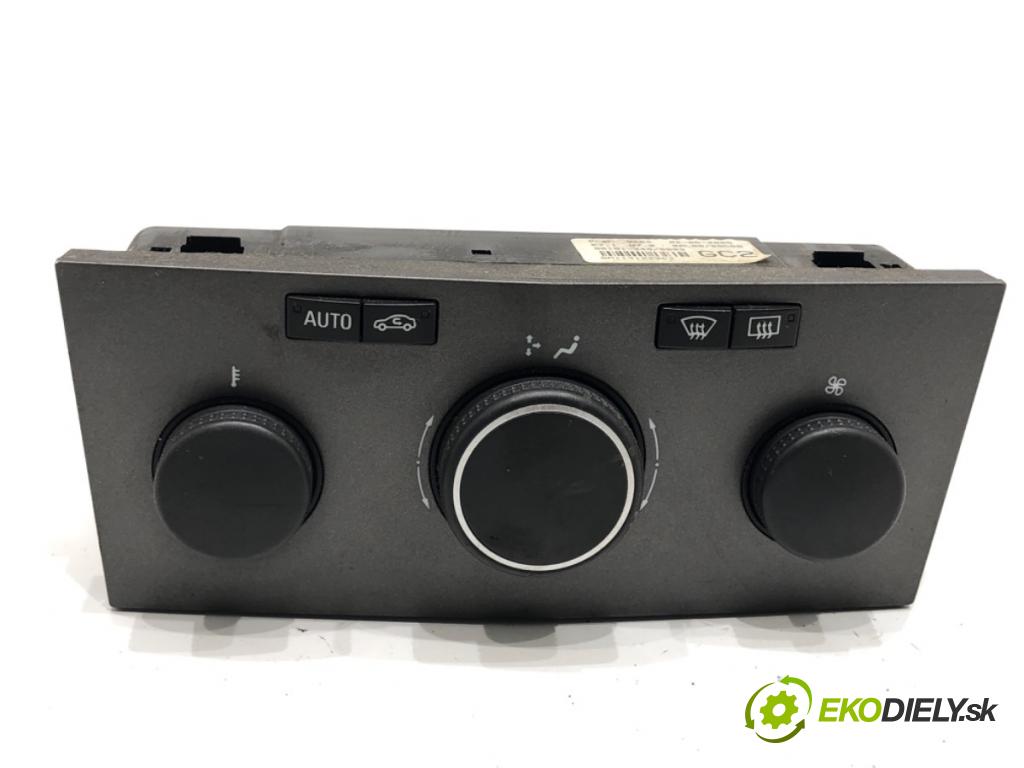 OPEL ASTRA H liftback 2005 59 kW 1.7 CDTI (L48) 1686 Panel ovládania kúrenia 13122963 (Prepínacie páčky pod volantom)