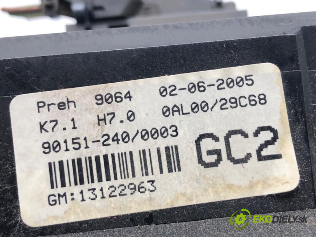 OPEL ASTRA H liftback 2005 59 kW 1.7 CDTI (L48) 1686 Panel ovládania kúrenia 13122963 (Prepínacie páčky pod volantom)