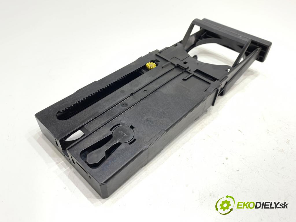 VW SHARAN nadwozie wielkoprzestrzenne (MPV) 2002 85 kW 1.9 TDI 1896 Držiak na nápoje 7M3858601 (Držiak (úchyt) na nápoje)