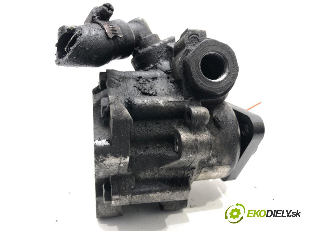 AUDI A4 B6 sedan 2003 132 kW 2.5 TDI quattro 2496 pumpa servočerpadlo 8E0145155 (Servočerpadlo)