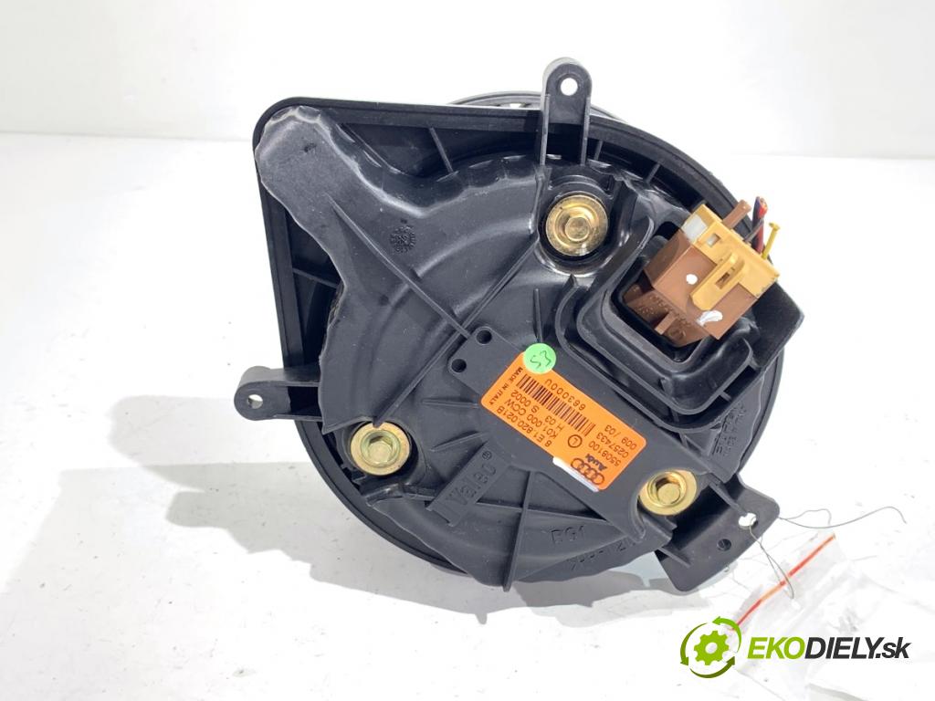 AUDI A4 B6 sedan 2003 132 kW 2.5 TDI quattro 2496 ventilátor kúrenia 8E1820021B