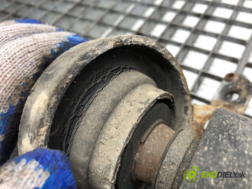 AUDI A4 B6 sedan 2003 132 kW 2.5 TDI quattro 2496 Kardaň, hriadeľ hnací zad 8E0521101D (Kardaňový hriadeľ)