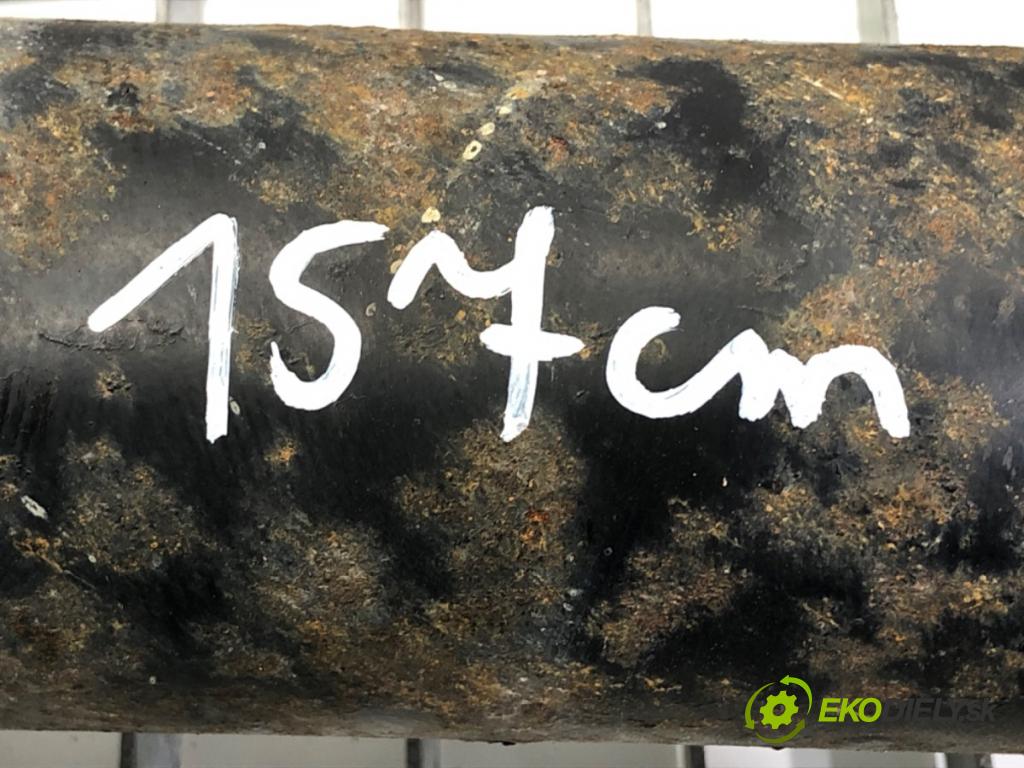 AUDI A4 B6 sedan 2003 132 kW 2.5 TDI quattro 2496 Kardaň, hriadeľ hnací zad 8E0521101D (Kardaňový hriadeľ)