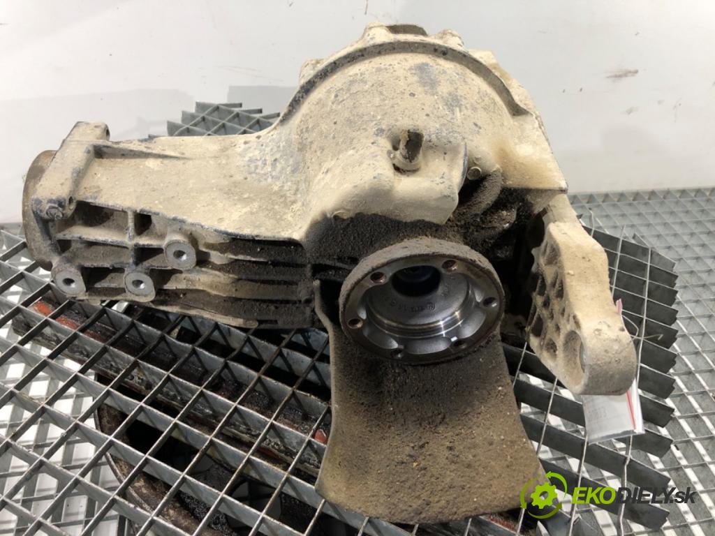 AUDI A4 B6 sedan 2003 132 kW 2.5 TDI quattro 2496 Most ,diferenciál zad