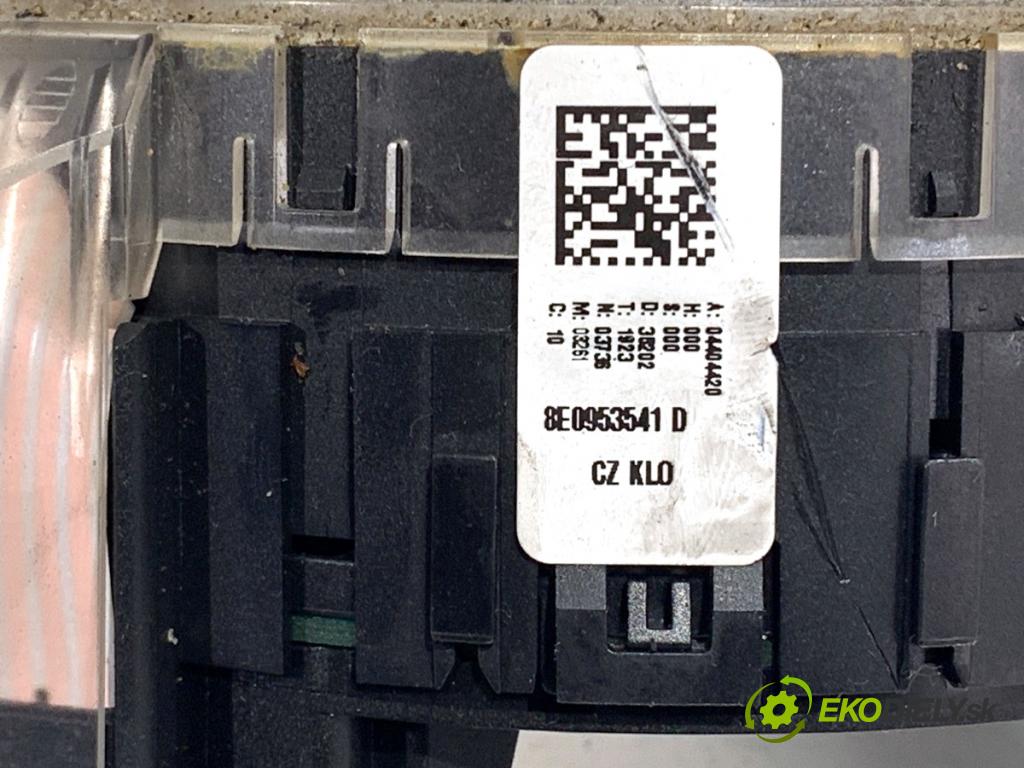 AUDI A4 B6 sedan 2003 132 kW 2.5 TDI quattro 2496 kroužek slimák airbag 8E0953541D (Airbag)