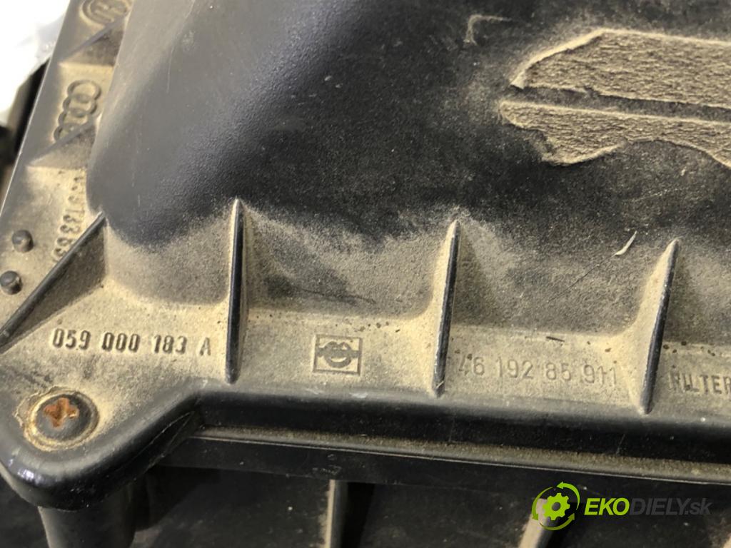 AUDI A4 B6 sedan 2003 132 kW 2.5 TDI quattro 2496 obal filtra vzduchu 06C133843 (Kryt vzduchového filtru)