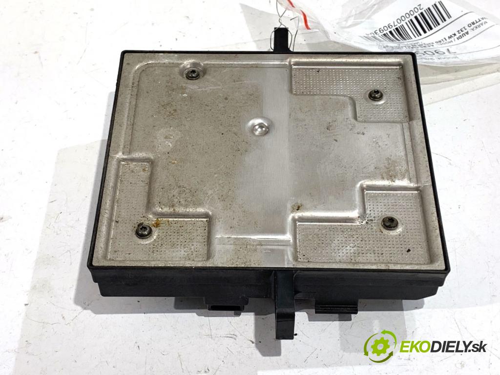 AUDI A4 B6 sedan 2003 132 kW 2.5 TDI quattro 2496 Modul svetiel 8E0907279E (Riadiaca jednotka ostatné)