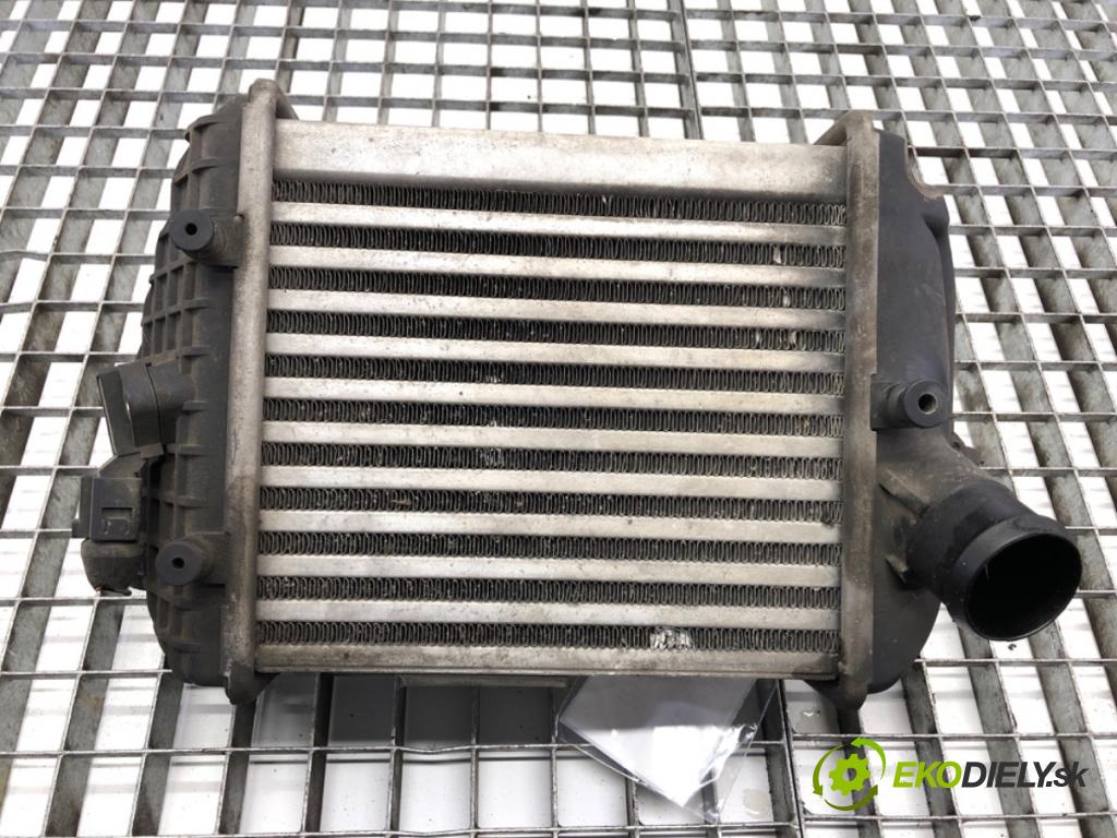 AUDI A4 B6 sedan 2003 132 kW 2.5 TDI quattro 2496 intercooler levý 038906051B (Intercooler (chladič stlačeného vzduchu))
