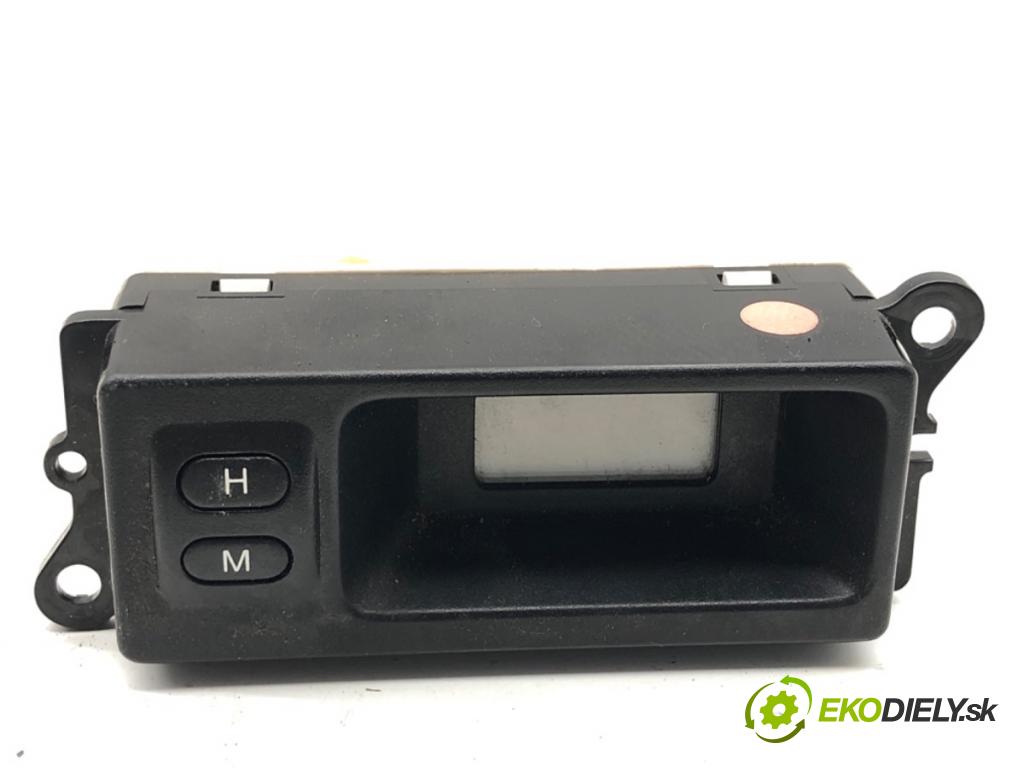 LAND ROVER FREELANDER I samochód terenowy zamknięty 2001 88 kW 1.8 i 16V 4x4 1796 Displej 52010215C (Prístrojová doska)