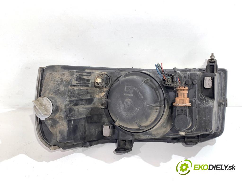 LAND ROVER FREELANDER I samochód terenowy zamknięty 2001 88 kW 1.8 i 16V 4x4 1796 Svetlomet pravy predný
