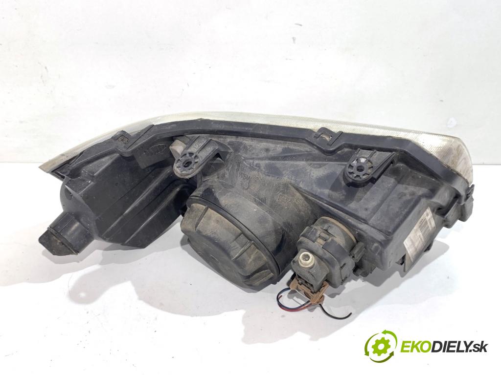 LAND ROVER FREELANDER I samochód terenowy zamknięty 2001 88 kW 1.8 i 16V 4x4 1796 Svetlomet ľavy predný