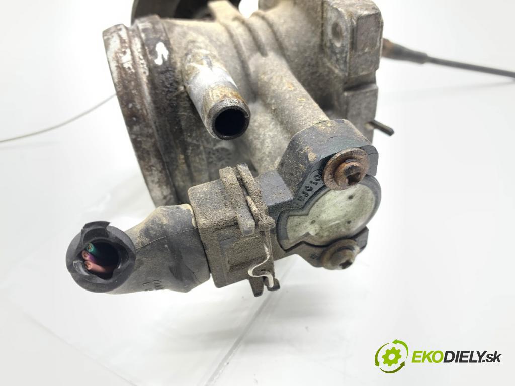 LAND ROVER FREELANDER I samochód terenowy zamknięty 2001 88 kW 1.8 i 16V 4x4 1796 Škrtiaca klapka  (Škrtiaca klapka)