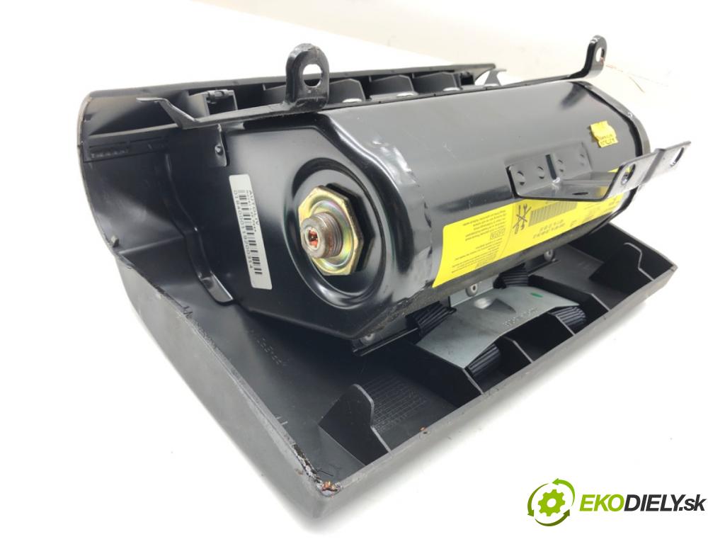 LAND ROVER FREELANDER I samochód terenowy zamknięty 2001 88 kW 1.8 i 16V 4x4 1796 AirBag spolujezdce  (Airbag)