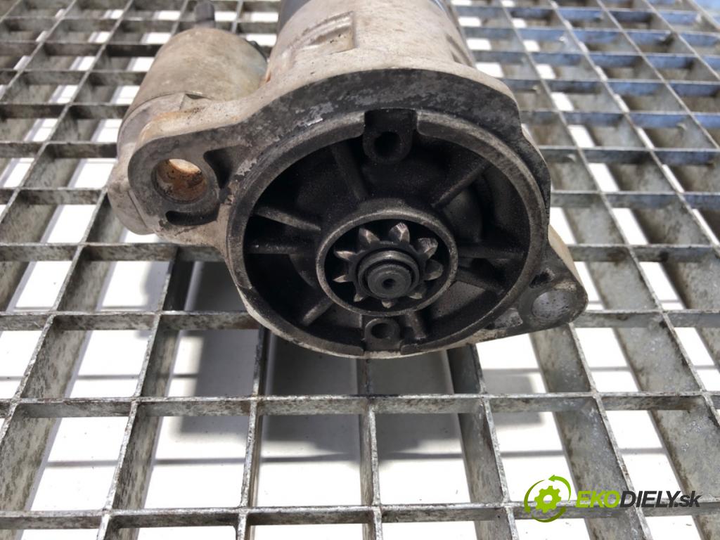 NISSAN TERRANO II samochód terenowy zamknięty 1994 91 kW 2.4 i 12V 4WD 2389 Štartér S5010 (Štartér)