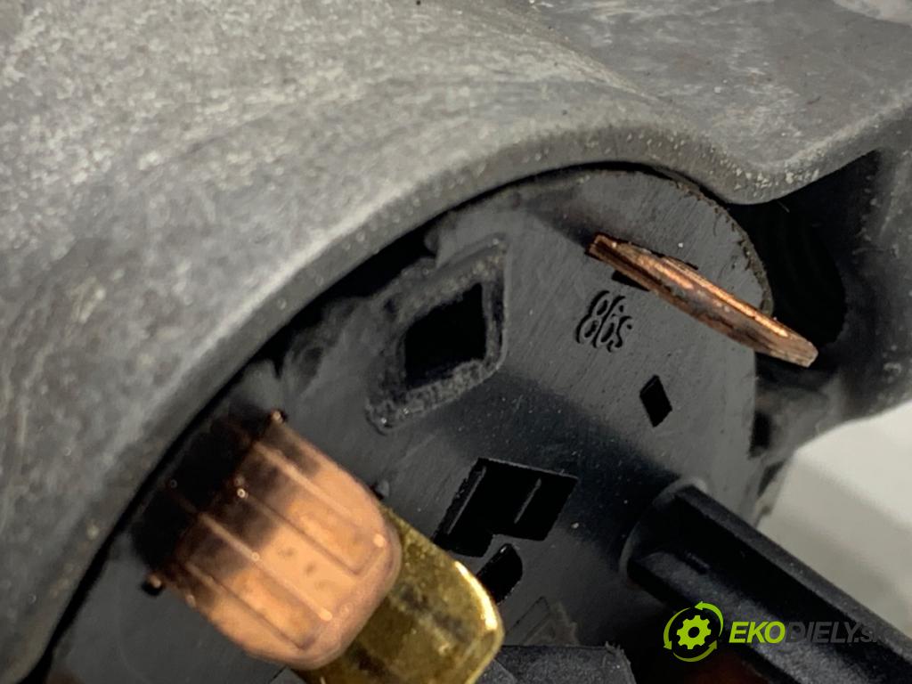 SEAT TOLEDO II sedan 2001 81 kW 1.9 TDI 1896 spinačka 6R0905851D (Spínacia skrinka)