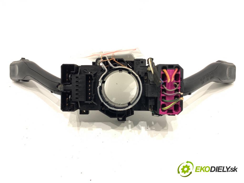 SEAT TOLEDO II sedan 2001 81 kW 1.9 TDI 1896 Prepínač kombinovaný 8L0953513J (Prepínacie páčky pod volantom)