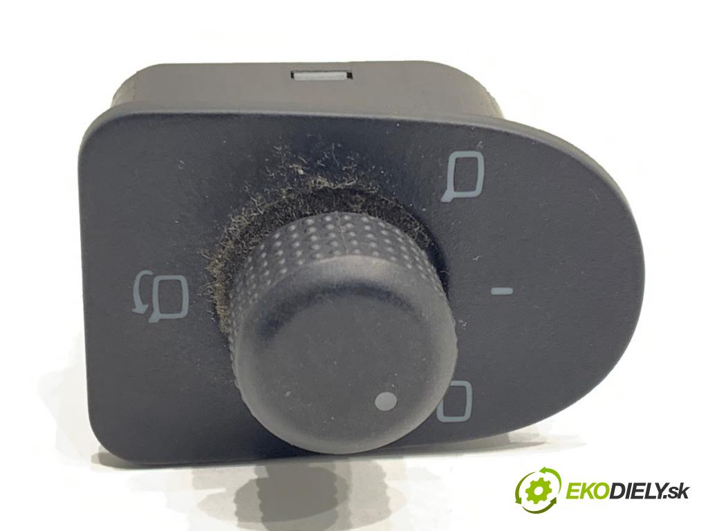 SEAT TOLEDO II sedan 2001 81 kW 1.9 TDI 1896 Prepínač nastavenia spätných zrkadiel 1M1959565D (Prepínacie páčky pod volantom)