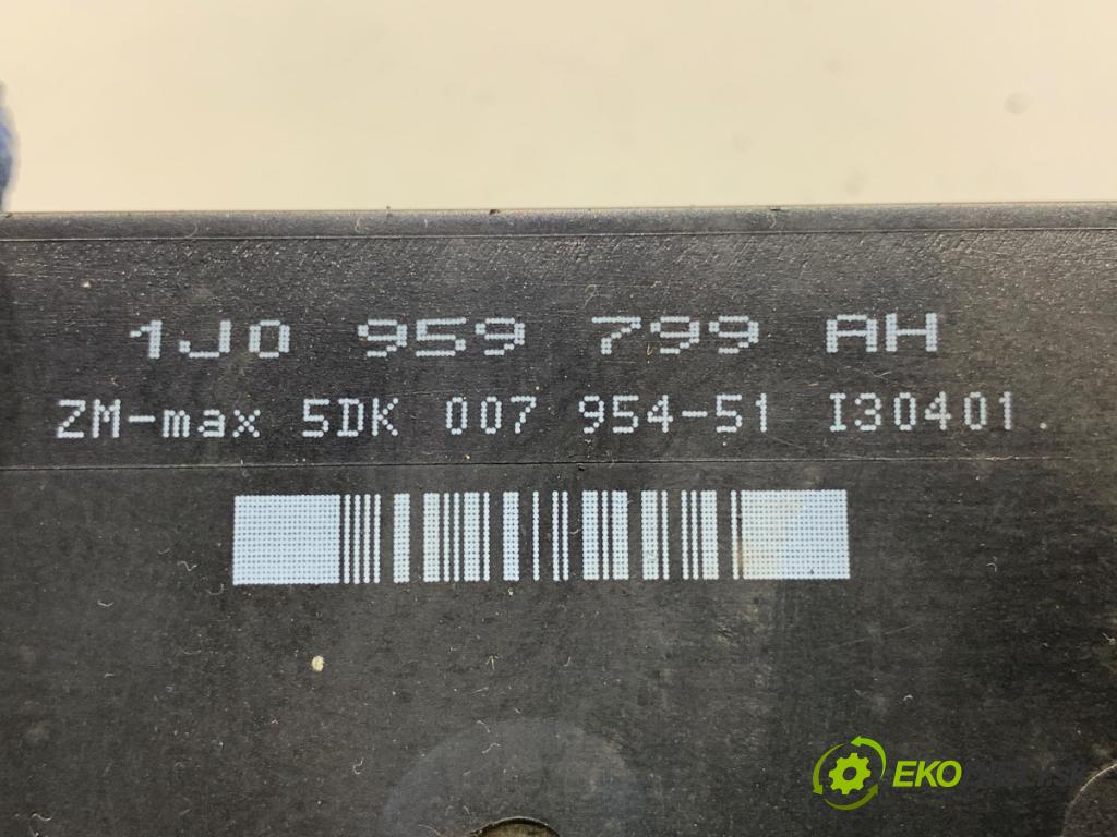 SEAT TOLEDO II sedan 2001 81 kW 1.9 TDI 1896 Modul komfortu 1J0959799AH (Modul komfortu)