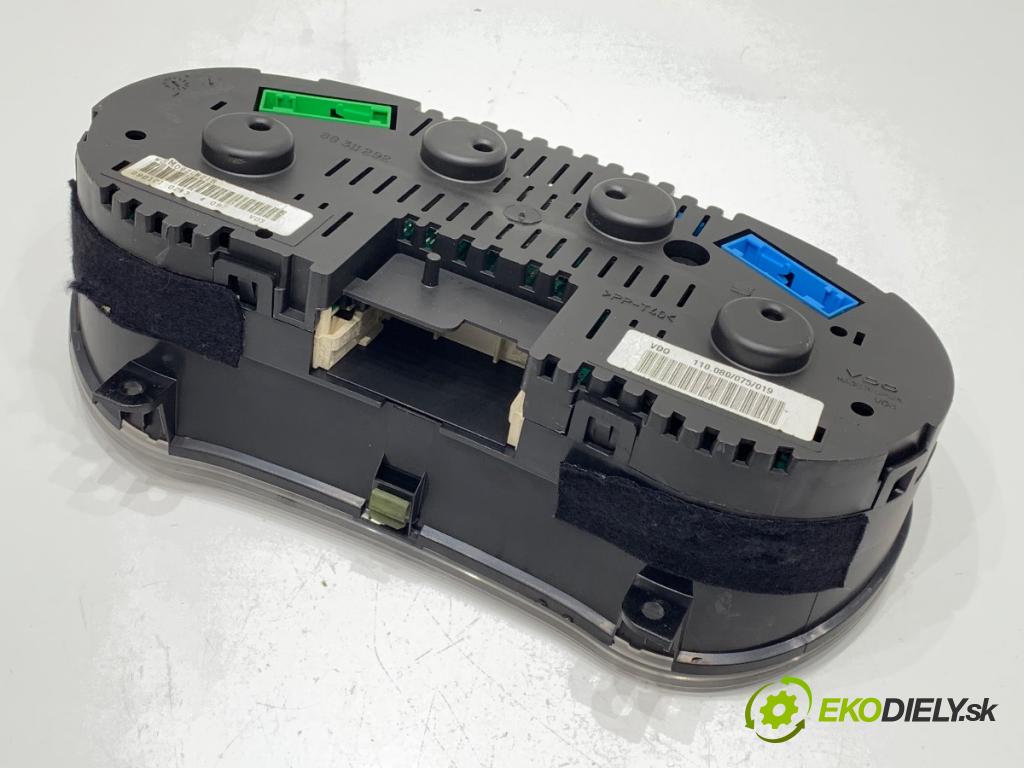 SEAT TOLEDO II sedan 2001 81 kW 1.9 TDI 1896 Prístrojovka 1M0920821B (Prístrojová doska)