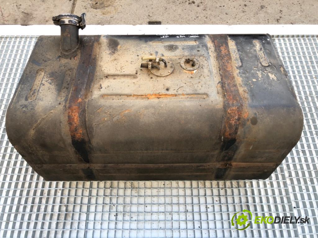 JELCZ   1988    Nádržka paliva  (Palivová nádrž)