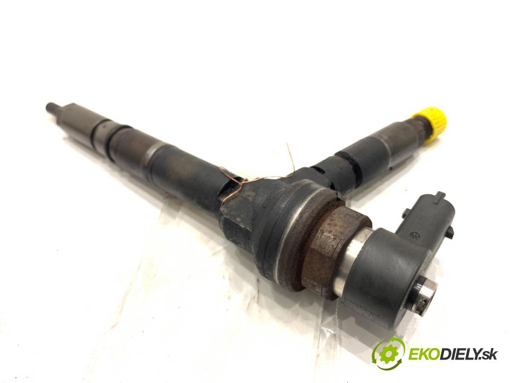 OPEL ASTRA H liftback 2005 59 kW 1.7 CDTI (L48) 1686 vstřikovač 0445110174 (Vstřikovač paliva)