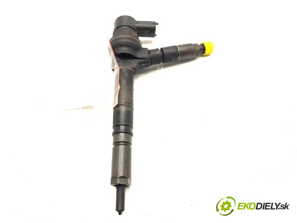 OPEL ASTRA H liftback 2005 59 kW 1.7 CDTI (L48) 1686 vstřikovač 0445110174 (Vstřikovač paliva)