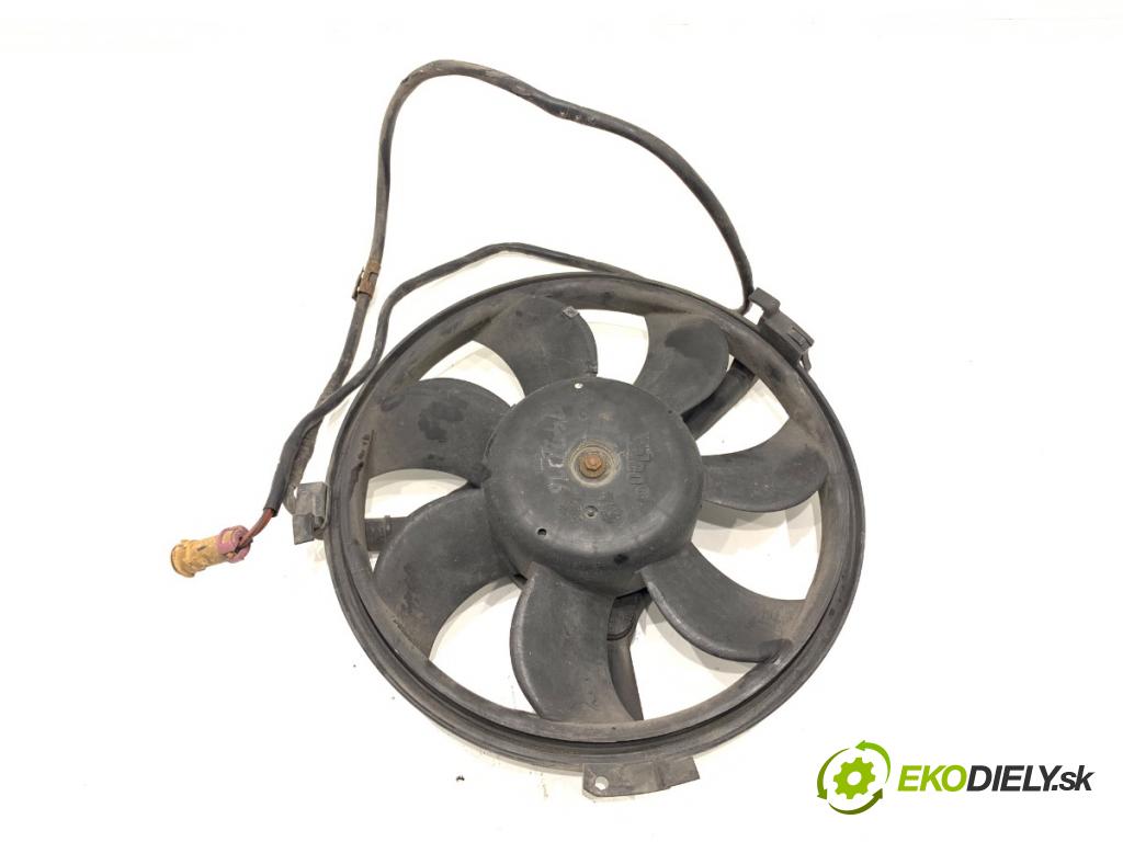 AUDI A6 C5 sedan 1997 110 kW 1.8 T 1781 ventilátor klimatizace 8D0959455C (Ventilátor chladiče klimatizace)