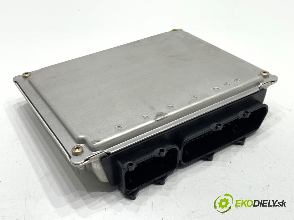 AUDI A6 C5 sedan 1997 110 kW 1.8 T 1781 riadiaca jednotka Motor 4B0907557A 0261204256 (Riadiaca jednotka)