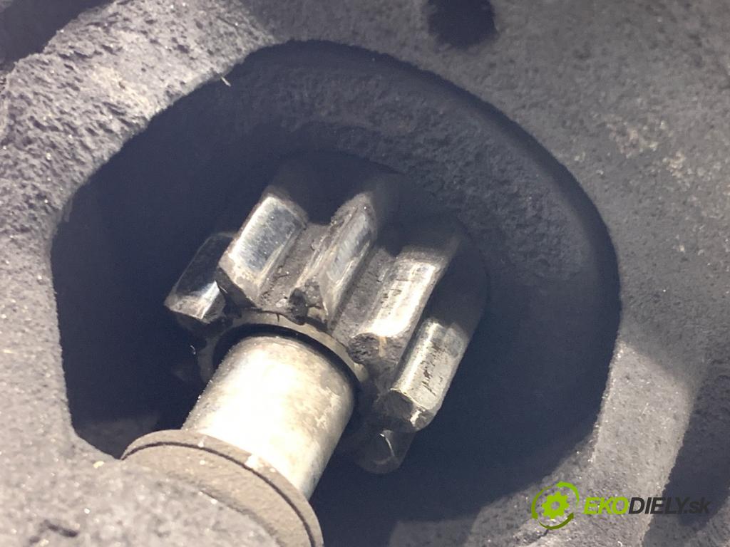 AUDI A6 C5 sedan 1997 110 kW 1.8 T 1781 startér 058911023B (Startér)