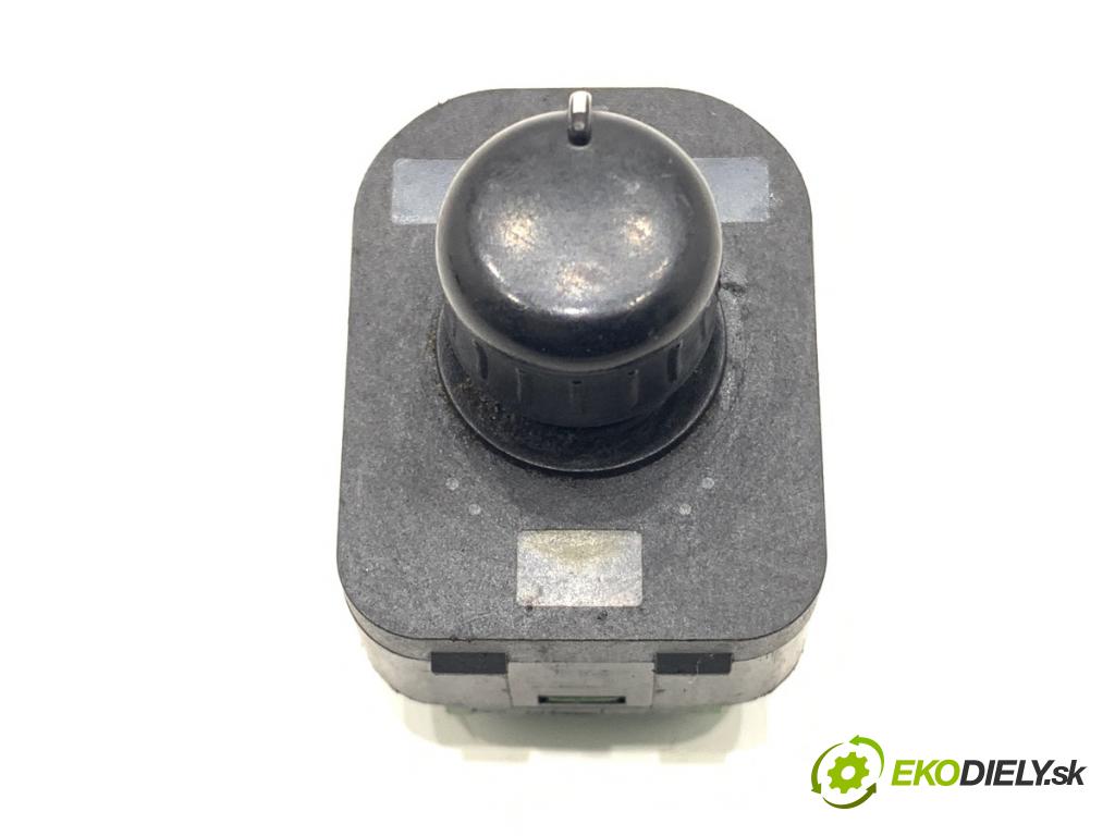 AUDI A6 C5 sedan 1997 110 kW 1.8 T 1781 Prepínač nastavenia spätných zrkadiel 4B0959551 (Prepínacie páčky pod volantom)
