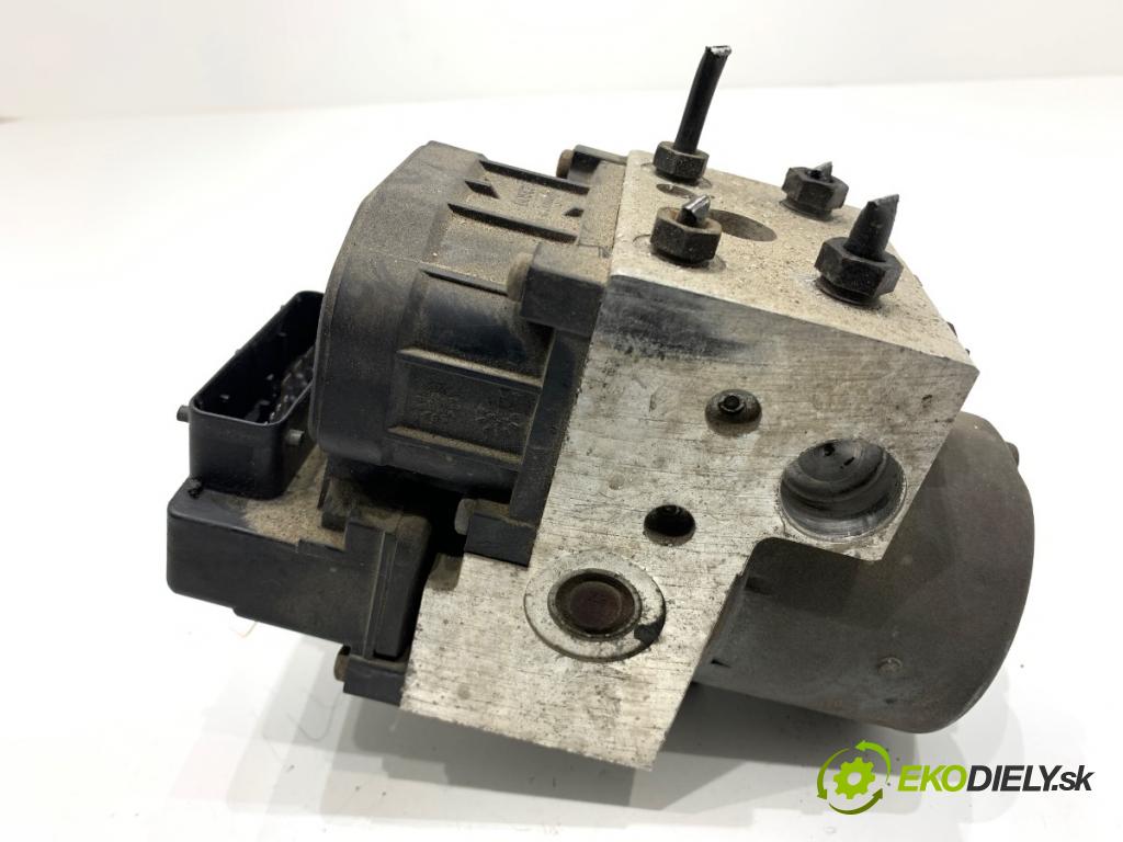 AUDI A6 C5 sedan 1997 110 kW 1.8 T 1781 Pumpa ABS 0273004281 (Pumpa ABS)