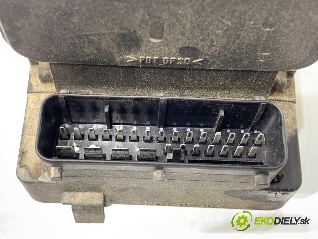 AUDI A6 C5 sedan 1997 110 kW 1.8 T 1781 Pumpa ABS 0273004281 (Pumpa ABS)