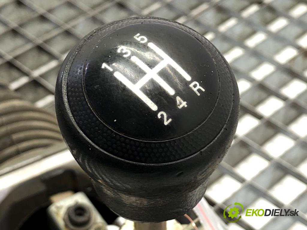 AUDI A6 C5 sedan 1997 110 kW 1.8 T 1781 Kulisa 4B0711025 (Rýchlostná páka (kulisa))