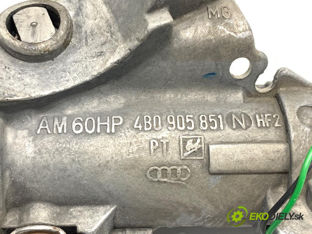 VW FOX liftback 2006 40 kW 1.2 1198 spinačka 4B0905851N (Spínacia skrinka)