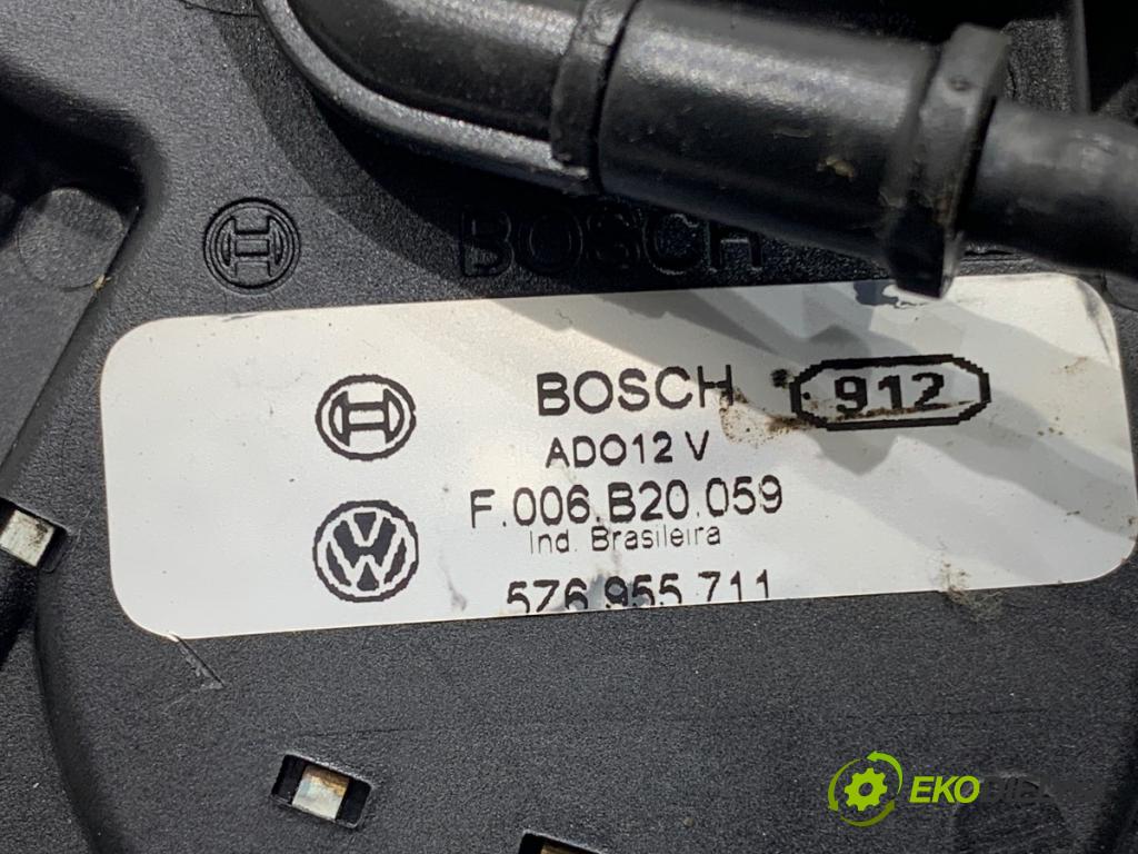 VW FOX liftback 2006 40 kW 1.2 1198 Motor stieračov zad 5Z6955711