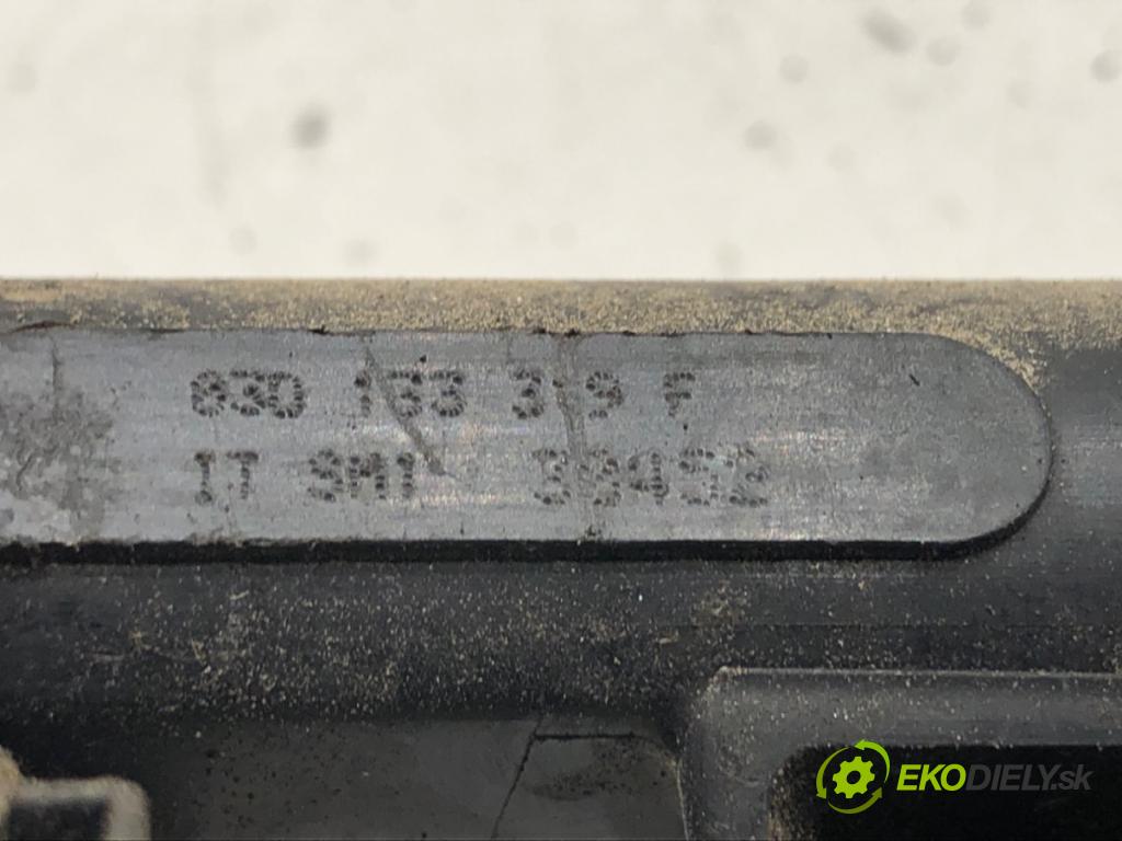 VW FOX liftback 2006 40 kW 1.2 1198 Lišta vstrekovacia 03D133329B (Vstrekovacia lišta)